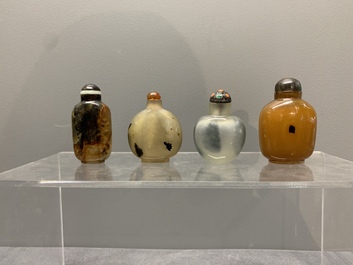 A collection of 16 Chinese precious stone snuff bottles, 19/20th C.