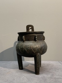 Two Chinese archaistic bronze censers, one with cover, 'ding 鼎', Song/Yuan