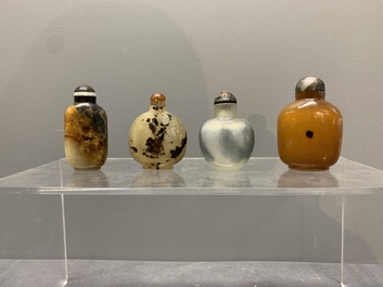 A collection of 16 Chinese precious stone snuff bottles, 19/20th C.