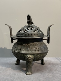 Two Chinese archaistic bronze censers, one with cover, 'ding 鼎', Song/Yuan