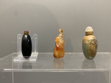 A collection of 13 Chinese precious stone snuff bottles, Guangxu mark, 19/20th C.