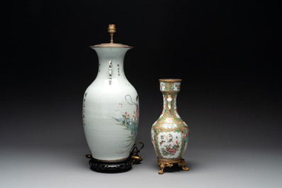 A varied collection of 14 Chinese famille rose and monochrome wares, 19/20th C.
