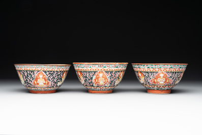 Three Chinese black-ground Bencharong bowls for the Thai market, 19th C.