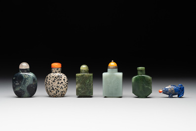 A collection of 13 Chinese precious stone snuff bottles, Guangxu mark, 19/20th C.