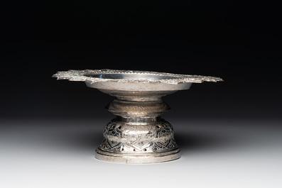 A varied collection of Chinese and Thai silverware, 19/20th C.