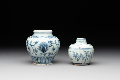 Two Chinese blue and white bowls, two jarlets and two ewers, Ming