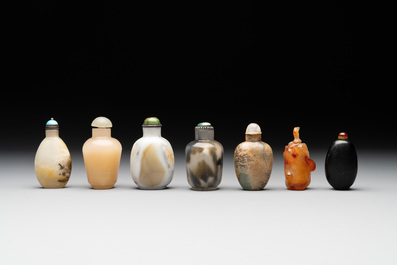 A collection of 13 Chinese precious stone snuff bottles, Guangxu mark, 19/20th C.