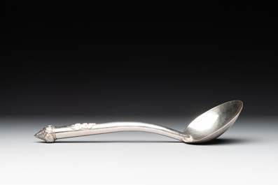 A varied collection of Chinese and Thai silverware, 19/20th C.