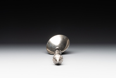 A varied collection of Chinese and Thai silverware, 19/20th C.