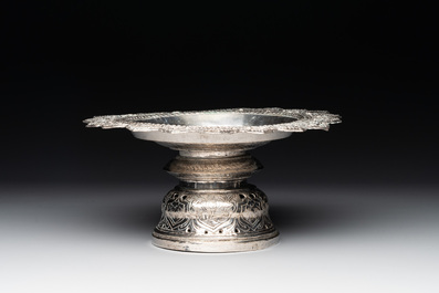 A varied collection of Chinese and Thai silverware, 19/20th C.