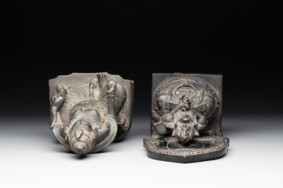 Two South-East Asian bronze figures of Buddha, 18/19th C.