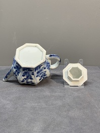 A Chinese blue and white tureen, a teapot and two dishes, Yongzheng/Qianlong