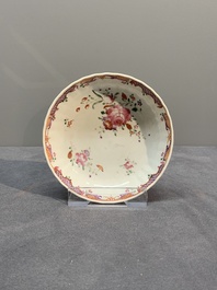 A Chinese famille rose 'Lowestoft' teapot, a plate, three cups and nine saucers, Qianlong