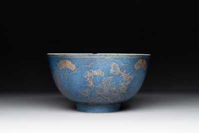 A Chinese gilt-decorated powder-blue bowl and a covered jarlet, Kangxi/Qianlong