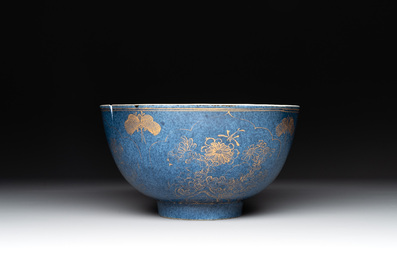 A Chinese gilt-decorated powder-blue bowl and a covered jarlet, Kangxi/Qianlong