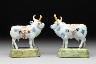 A pair of polychrome Dutch Delft cows, 18th C.