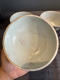 A Chinese Swatow green- and red-enamelled 'dragon' jar and a pair of covered bowls, Ming