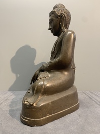 A Burmese bronze Mandalay-style Buddha in bhumisparsha mudra, 18/19th C.