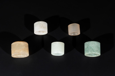 Five Chinese jade and agate archer's rings, Qing