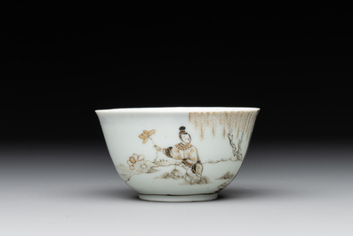 A fine Chinese gilt-decorated grisaille 'Xi Xiang Ji' cup and saucer, Yongzheng