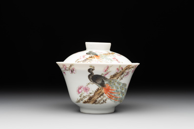 Five Chinese blue, white and famille rose wares, Qianlong and Xianfeng marks, 19/20th C.