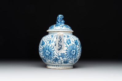 A blue and white Dutch Delft 'dragon' teapot, 18th C.