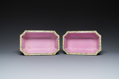 A pair of Chinese yellow-ground Canton enamel jardini&egrave;res, Jiaqing