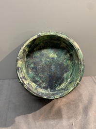 A rare Chinese archaic bronze ritual food vessel, 'gui 簋', Western Zhou