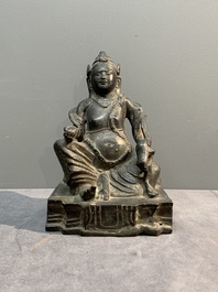 Two South-East Asian bronze figures of Buddha, 18/19th C.