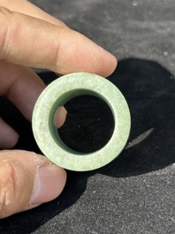 Five Chinese jade and agate archer's rings, Qing