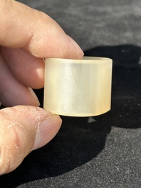 Five Chinese jade and agate archer's rings, Qing