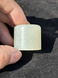 Five Chinese jade and agate archer's rings, Qing