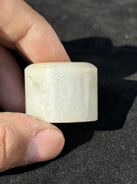 Five Chinese jade and agate archer's rings, Qing
