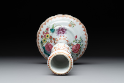 Five Chinese famille rose wares with floral design, Qianlong