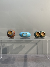 Six Chinese cloisonn&eacute; snuff bottles, 19/20th C.