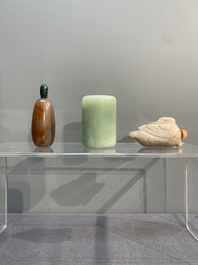 A collection of 12 Chinese snuff bottles and a jade pendant, Chenghua mark, 18/20th C.