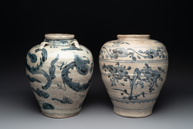 Two Chinese blue and white Swatow jars with dragons and flowers, Ming