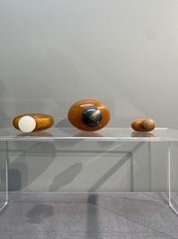 A collection of 12 Chinese snuff bottles and a jade pendant, Chenghua mark, 18/20th C.