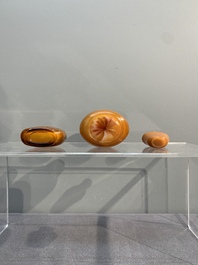 A collection of 12 Chinese snuff bottles and a jade pendant, Chenghua mark, 18/20th C.