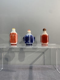 A collection of 12 Chinese snuff bottles and a jade pendant, Chenghua mark, 18/20th C.