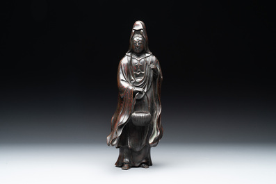 A Japanese bronze Kannon, Meiji, 19/20th C.
