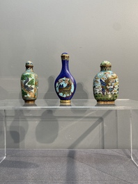 Six Chinese cloisonn&eacute; snuff bottles, 19/20th C.