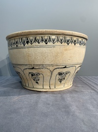 A Vietnamese or Annamese blue and white basin with floral design, 16th C.