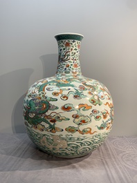 A large Chinese doucai globular 'dragon and phoenix' vase, Xuande mark, 18/19th C.