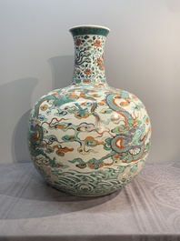 A large Chinese doucai globular 'dragon and phoenix' vase, Xuande mark, 18/19th C.