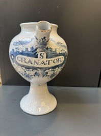 A Dutch Delft blue and white wet drug or syrup jar inscribed 'S GRANATOR', 18th C.