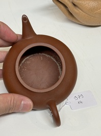 Four Chinese Yixing stoneware teapots, Fan Dasheng 范大生 seal mark, 19/20th C.