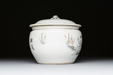 Eight Chinese famille rose wares, 19/20th C.