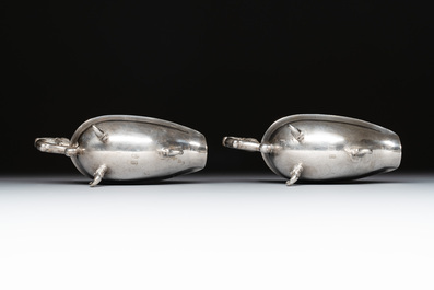 A pair of Chinese silver sauceboats, Li Ji 李記 and Zu Yin足銀 mark, 19/20th C.
