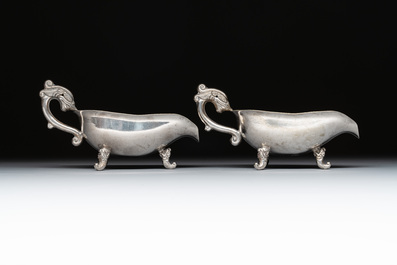 A pair of Chinese silver sauceboats, Li Ji 李記 and Zu Yin足銀 mark, 19/20th C.